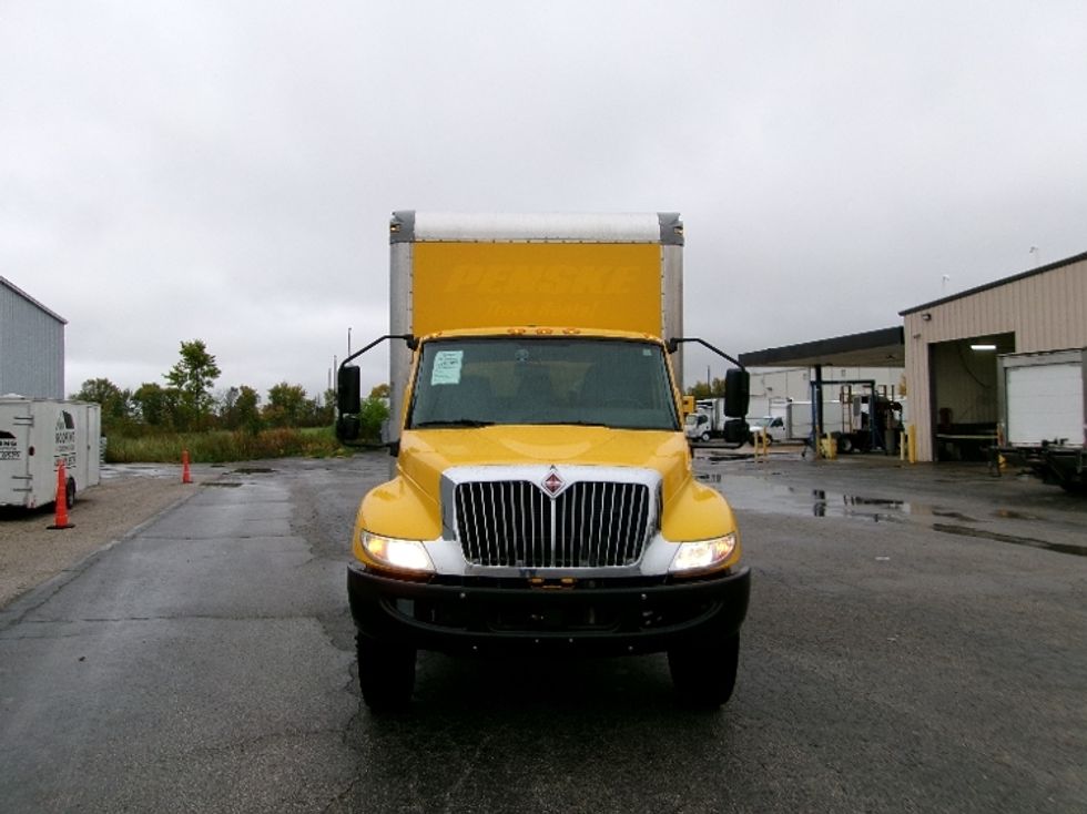 Medium Duty Box Truck-Light and Medium Duty Trucks-International-2021-MV607-Middlefield-OH-253,883\n\t\tmiles-$ 34,000 - Image 2