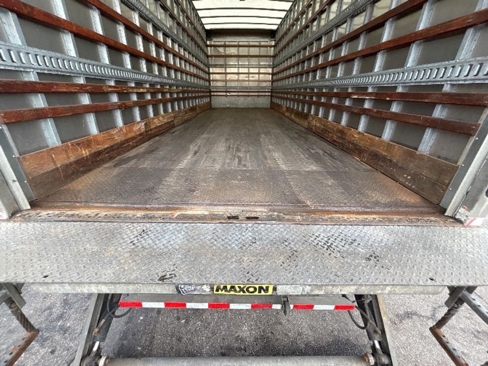 Medium Duty Box Truck-Light and Medium Duty Trucks-International-2021-MV607-Middlefield-OH-273,041\n\t\tmiles-$ 36,750 - Image 10