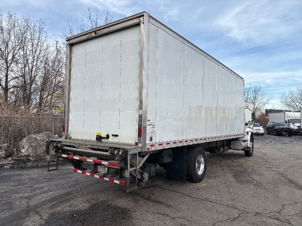 Medium Duty Box Truck-Light and Medium Duty Trucks-International-2021-MV607-Middlefield-OH-273,041\n\t\tmiles-$ 36,750 - Image 13