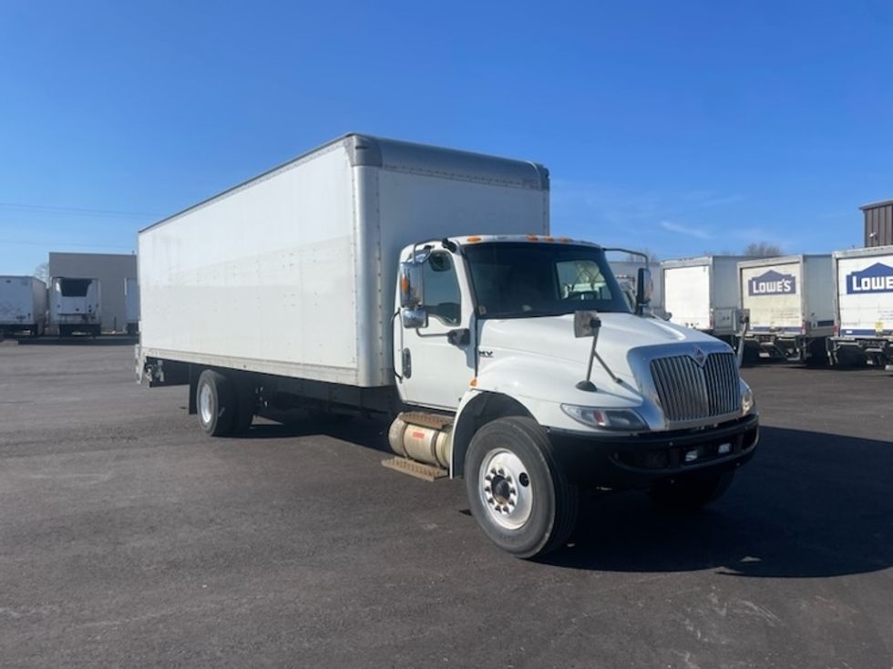 Medium Duty Box Truck-Light and Medium Duty Trucks-International-2021-MV607-Middlefield-OH-340,394\n\t\tmiles-$ 24,500 - Image 1
