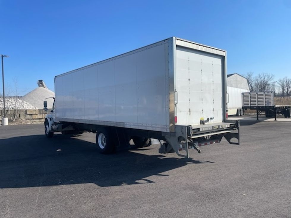 Medium Duty Box Truck-Light and Medium Duty Trucks-International-2021-MV607-Middlefield-OH-340,394\n\t\tmiles-$ 24,500 - Image 6