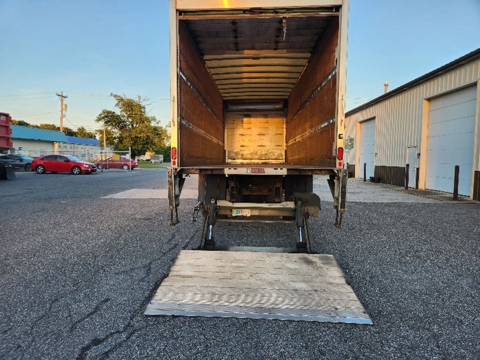 Medium Duty Box Truck-Light and Medium Duty Trucks-International-2021-MV607-Milford-DE-426,717\n\t\tmiles-$ 24,000 - Image 9