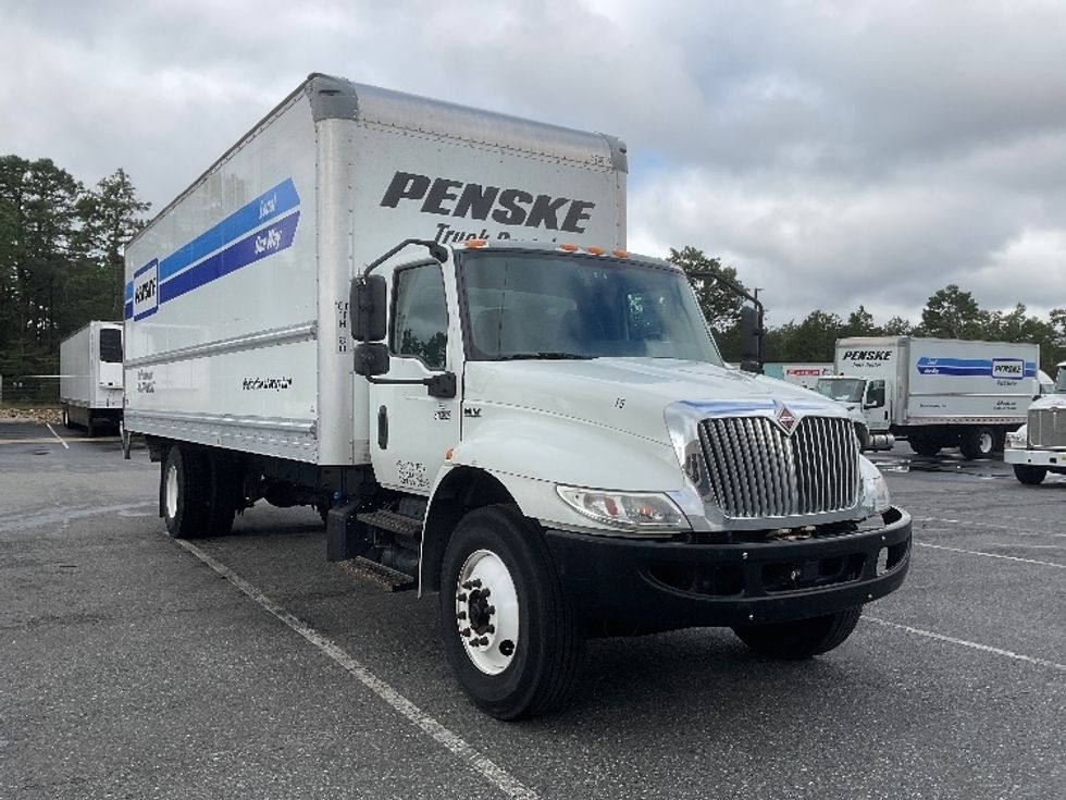 Medium Duty Box Truck-Light and Medium Duty Trucks-International-2021-MV607-Millville-NJ-200,402\n\t\tmiles-$ 46,500 - Image 1