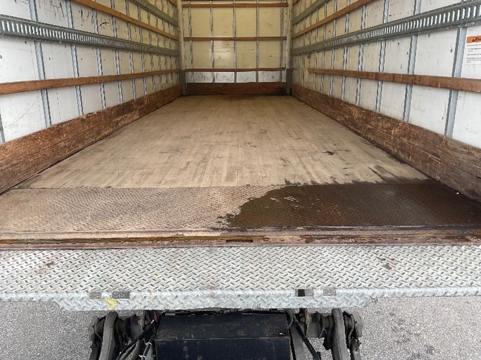 Medium Duty Box Truck-Light and Medium Duty Trucks-International-2021-MV607-Millville-NJ-200,402\n\t\tmiles-$ 46,500 - Image 10