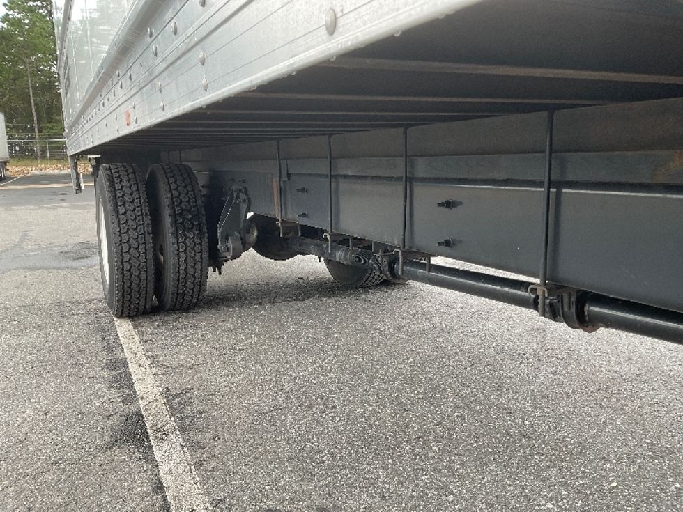 Medium Duty Box Truck-Light and Medium Duty Trucks-International-2021-MV607-Millville-NJ-200,402\n\t\tmiles-$ 46,500 - Image 14