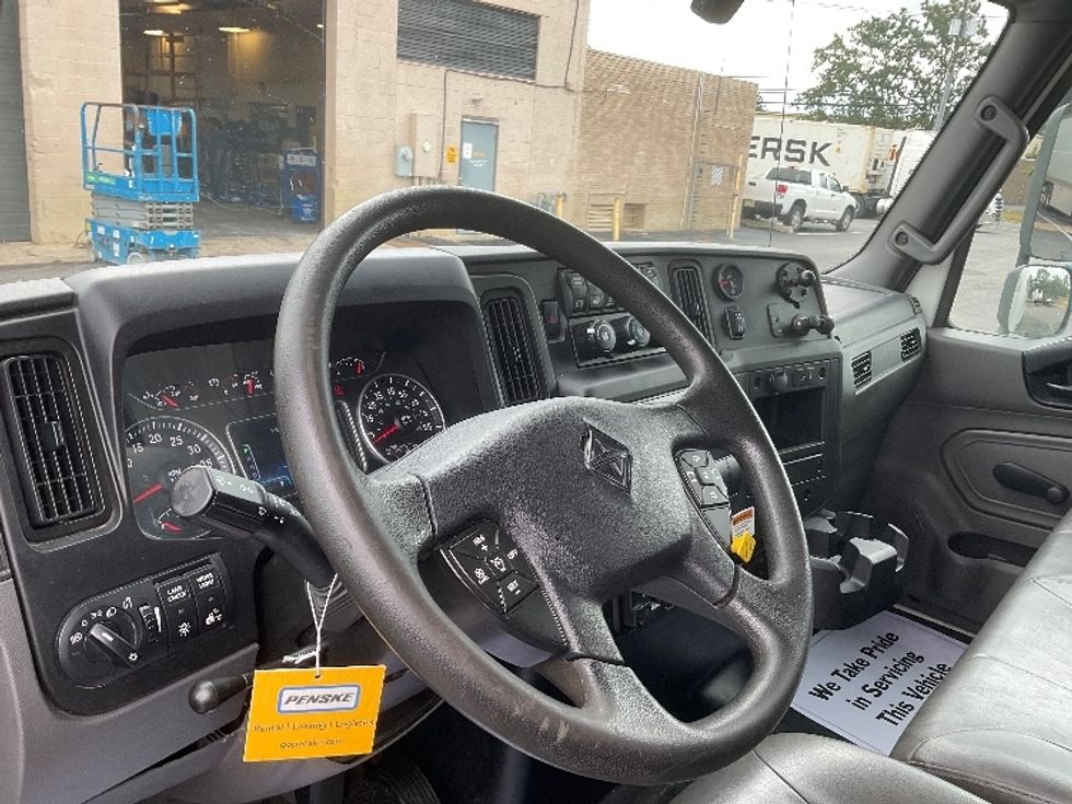 Medium Duty Box Truck-Light and Medium Duty Trucks-International-2021-MV607-Millville-NJ-200,402\n\t\tmiles-$ 46,500 - Image 17