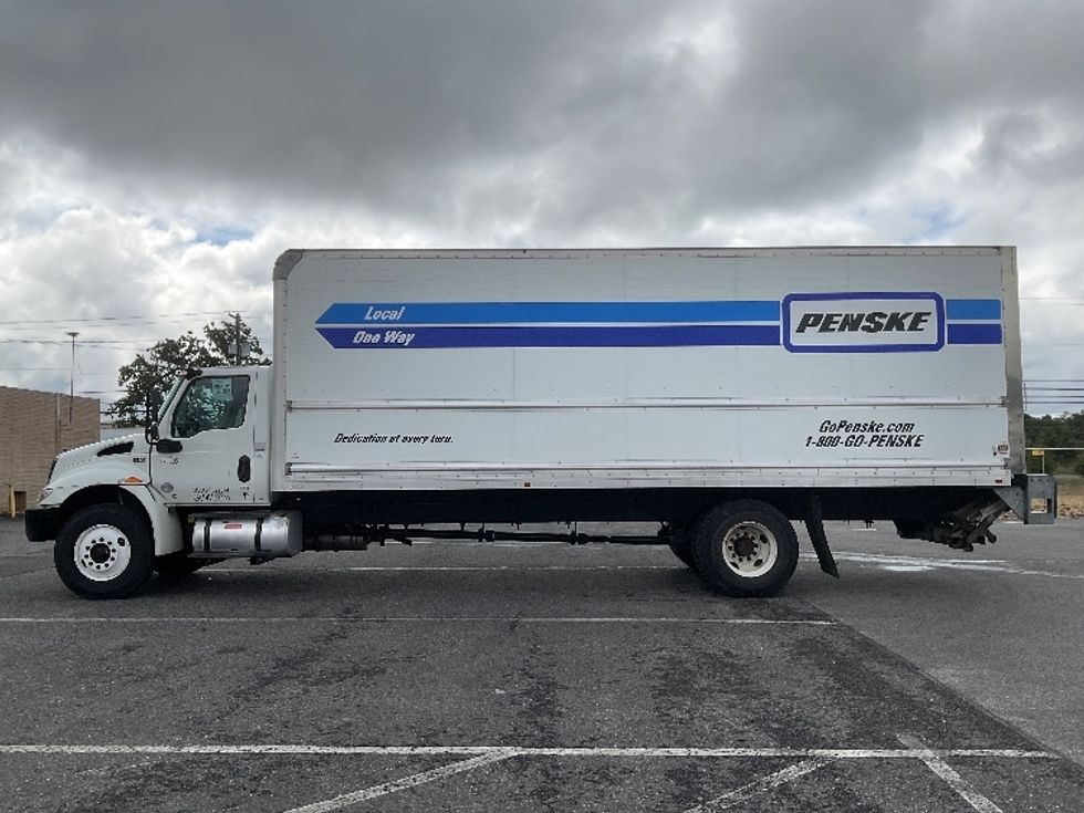 Medium Duty Box Truck-Light and Medium Duty Trucks-International-2021-MV607-Millville-NJ-200,402\n\t\tmiles-$ 46,500 - Image 4