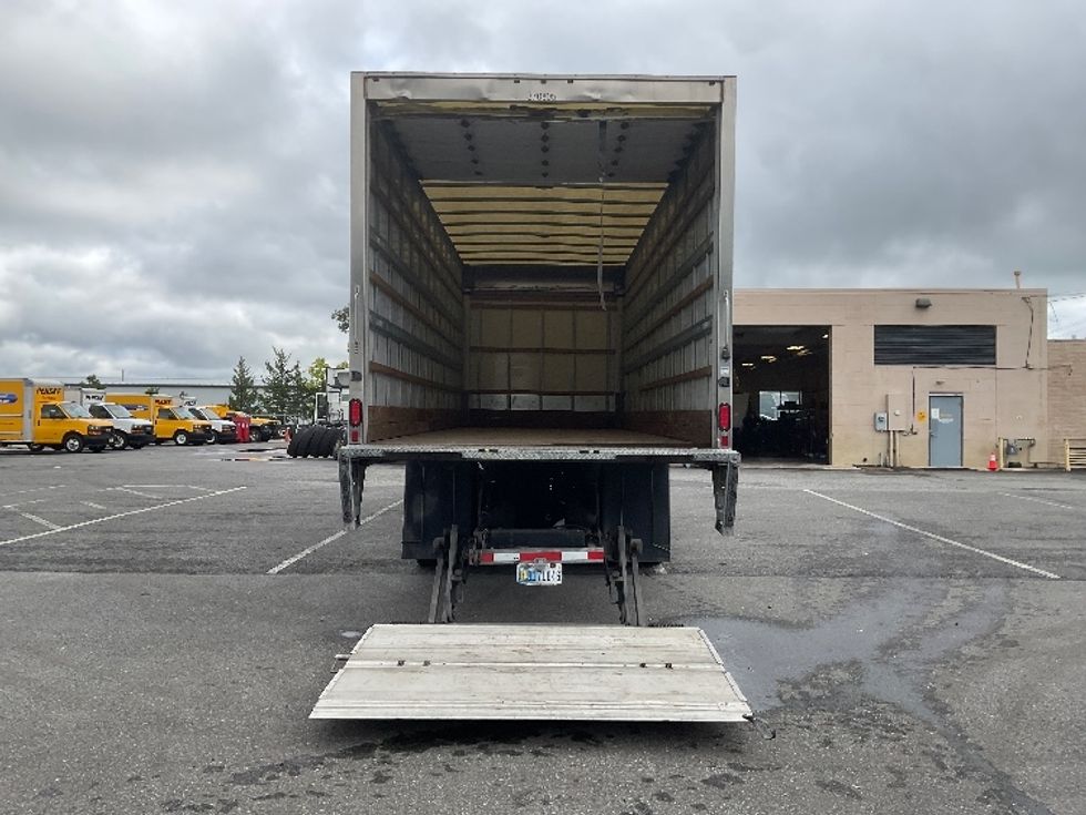 Medium Duty Box Truck-Light and Medium Duty Trucks-International-2021-MV607-Millville-NJ-200,402\n\t\tmiles-$ 46,500 - Image 9