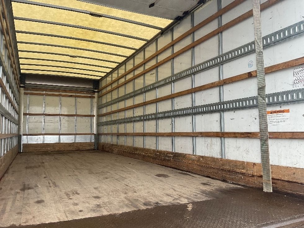 Medium Duty Box Truck-Light and Medium Duty Trucks-International-2021-MV607-Milwaukee-WI-123,623\n\t\tmiles-$ 64,000 - Image 12