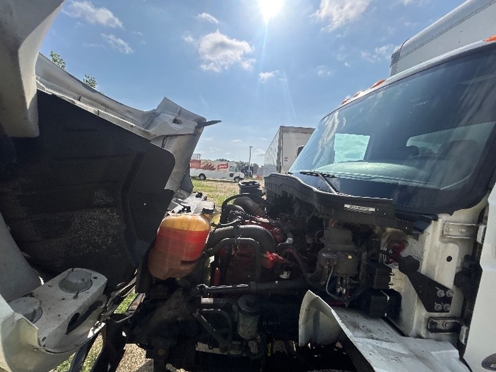 Medium Duty Box Truck-Light and Medium Duty Trucks-International-2021-MV607-Milwaukee-WI-146,235\n\t\tmiles-$ 51,500 - Image 24