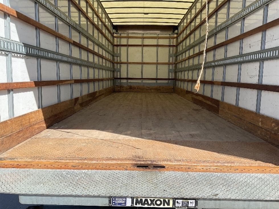 Medium Duty Box Truck-Light and Medium Duty Trucks-International-2021-MV607-Milwaukee-WI-156,072\n\t\tmiles-$ 58,750 - Image 10