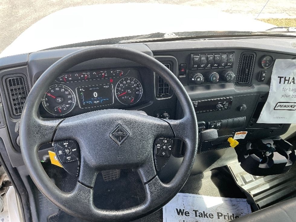 Medium Duty Box Truck-Light and Medium Duty Trucks-International-2021-MV607-Milwaukee-WI-156,072\n\t\tmiles-$ 58,750 - Image 18
