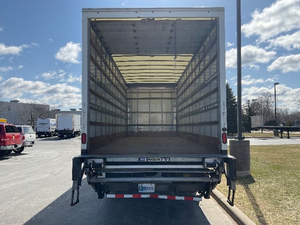 Medium Duty Box Truck-Light and Medium Duty Trucks-International-2021-MV607-Milwaukee-WI-156,072\n\t\tmiles-$ 58,750 - Image 8