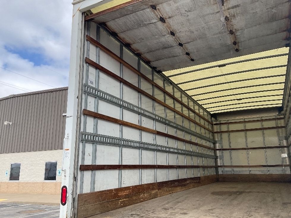 Medium Duty Box Truck-Light and Medium Duty Trucks-International-2021-MV607-Milwaukee-WI-157,290\n\t\tmiles-$ 58,500 - Image 11
