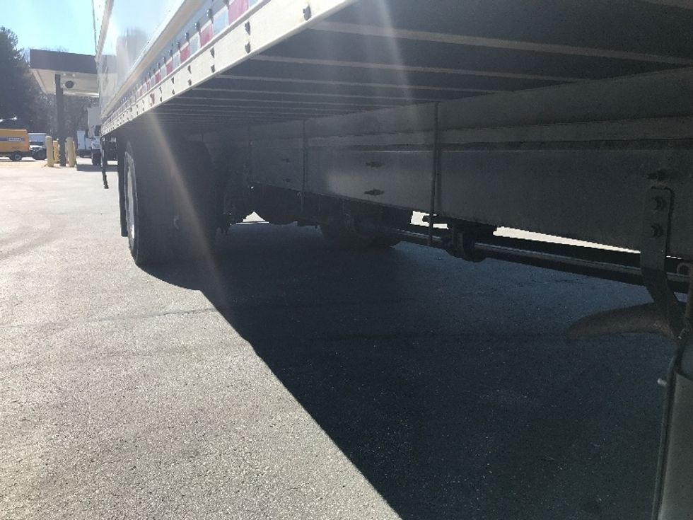 Medium Duty Box Truck-Light and Medium Duty Trucks-International-2021-MV607-Milwaukee-WI-184,213\n\t\tmiles-$ 57,000 - Image 14