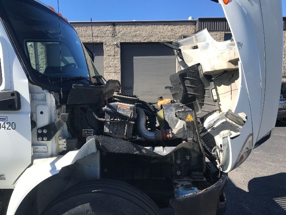 Medium Duty Box Truck-Light and Medium Duty Trucks-International-2021-MV607-Milwaukee-WI-184,213\n\t\tmiles-$ 57,000 - Image 23