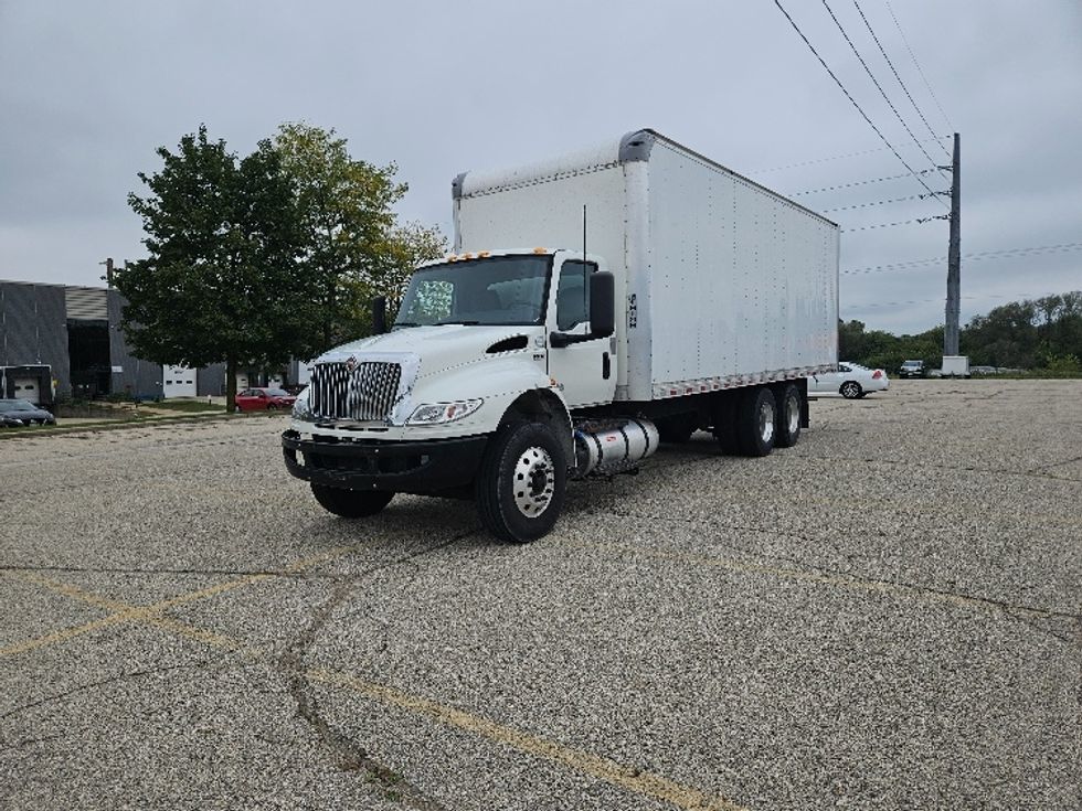 Medium Duty Box Truck-Light and Medium Duty Trucks-International-2021-MV607-Milwaukee-WI-185,566\n\t\tmiles-$ 58,000 - Image 3