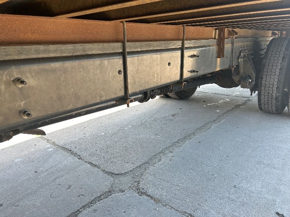 Medium Duty Box Truck-Light and Medium Duty Trucks-International-2021-MV607-Milwaukee-WI-185,599\n\t\tmiles-$ 35,250 - Image 5