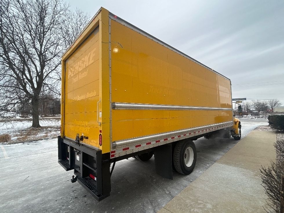 Medium Duty Box Truck-Light and Medium Duty Trucks-International-2021-MV607-Milwaukee-WI-206,681\n\t\tmiles-$ 40,250 - Image 13