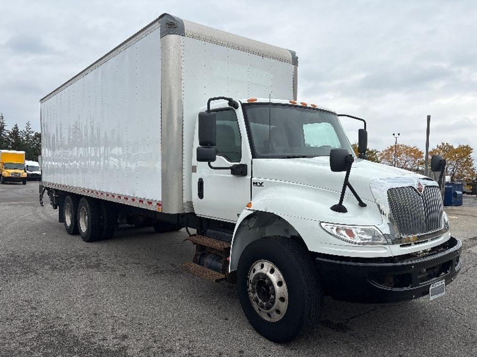 Medium Duty Box Truck-Light and Medium Duty Trucks-International-2021-MV607-Mississauga-ON-316,764\n\t\tkm-$ 72,500 - Image 1