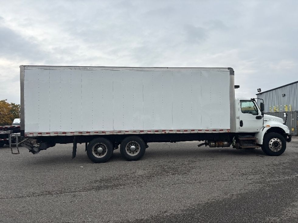 Medium Duty Box Truck-Light and Medium Duty Trucks-International-2021-MV607-Mississauga-ON-316,764\n\t\tkm-$ 72,500 - Image 15