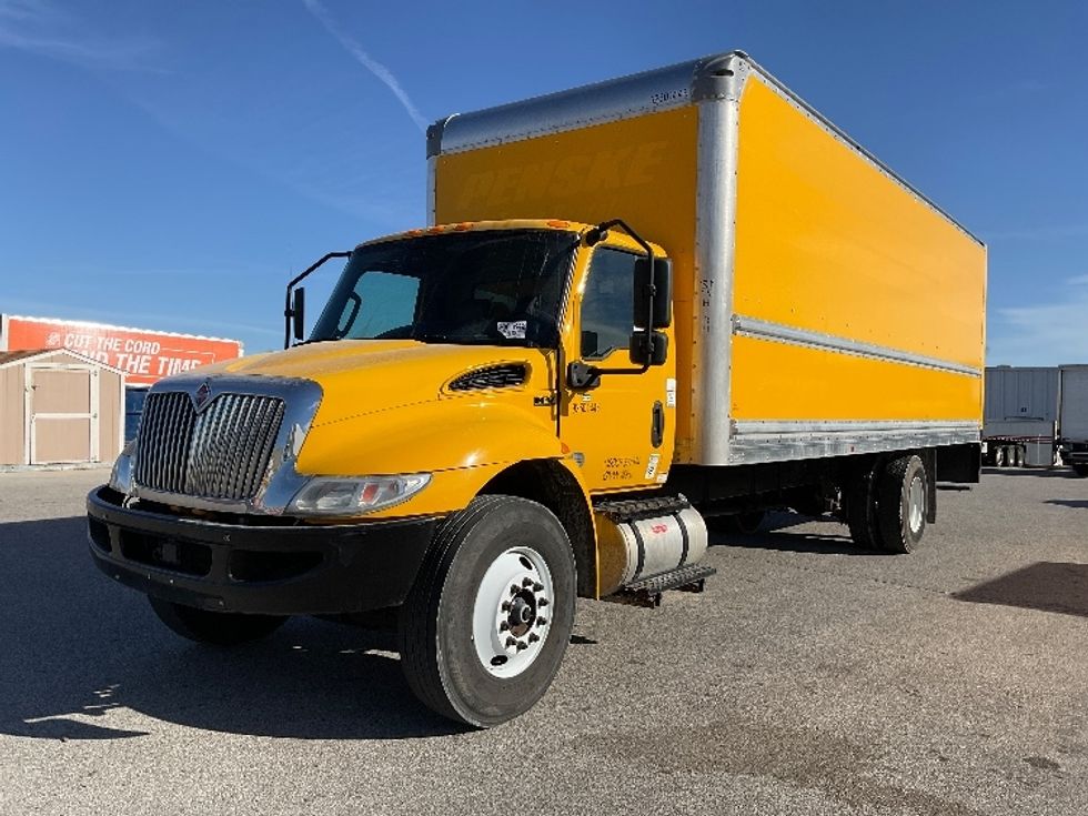Medium Duty Box Truck-Light and Medium Duty Trucks-International-2021-MV607-Moberly-MO-189,915\n\t\tmiles-$ 43,750 - Image 3