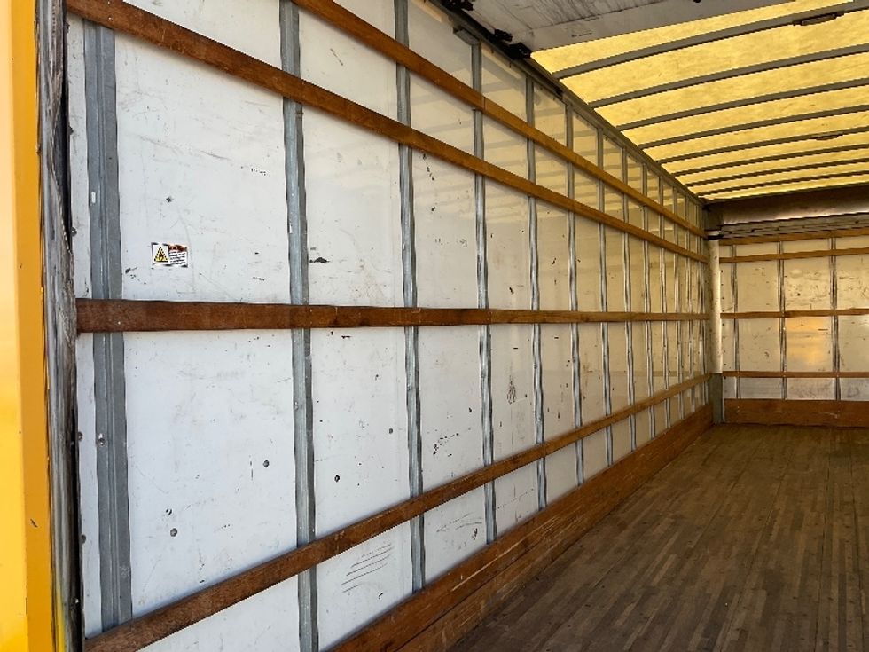 Medium Duty Box Truck-Light and Medium Duty Trucks-International-2021-MV607-Moberly-MO-234,772\n\t\tmiles-$ 37,250 - Image 11