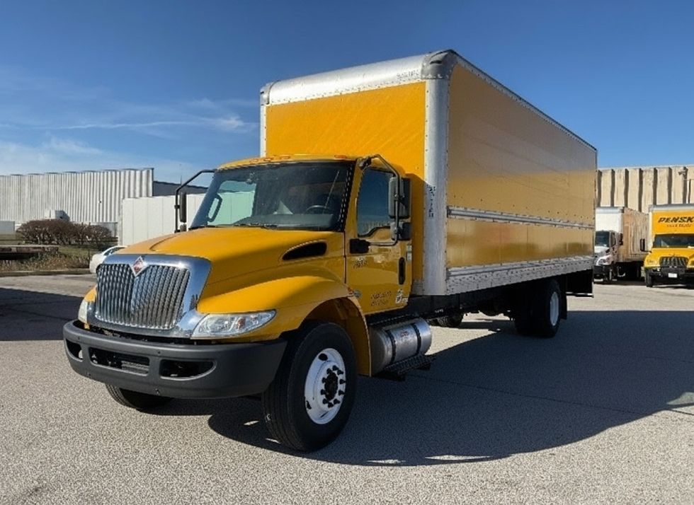 Medium Duty Box Truck-Light and Medium Duty Trucks-International-2021-MV607-Moberly-MO-234,772\n\t\tmiles-$ 37,250 - Image 3