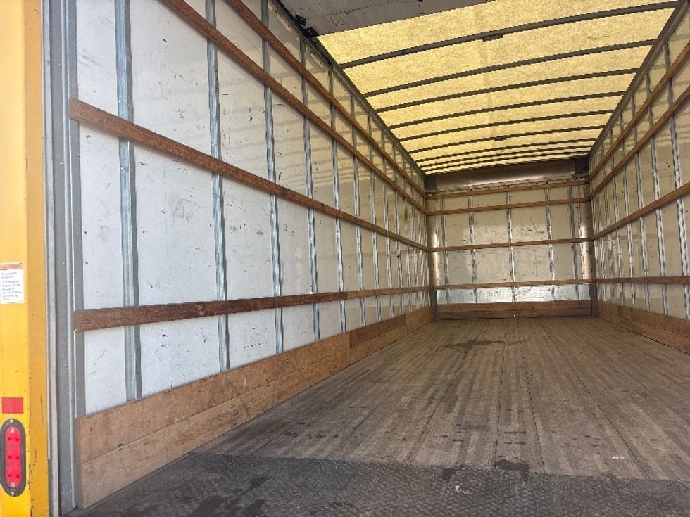 Medium Duty Box Truck-Light and Medium Duty Trucks-International-2021-MV607-Moberly-MO-234,910\n\t\tmiles-$ 37,250 - Image 11