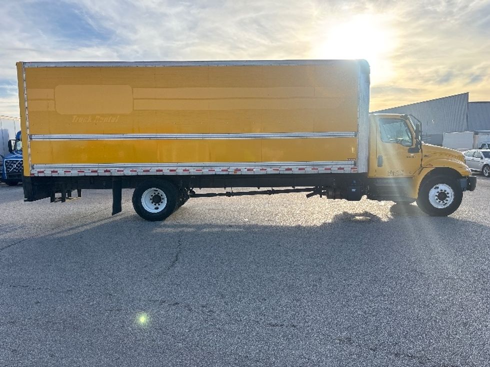 Medium Duty Box Truck-Light and Medium Duty Trucks-International-2021-MV607-Moberly-MO-234,910\n\t\tmiles-$ 37,250 - Image 15