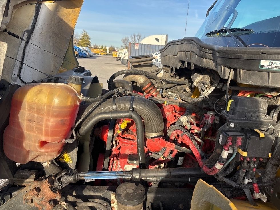 Medium Duty Box Truck-Light and Medium Duty Trucks-International-2021-MV607-Moberly-MO-234,910\n\t\tmiles-$ 37,250 - Image 24