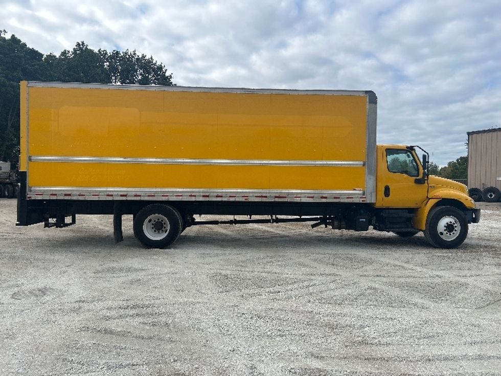 Medium Duty Box Truck-Light and Medium Duty Trucks-International-2021-MV607-Moberly-MO-242,183\n\t\tmiles-$ 34,750 - Image 14