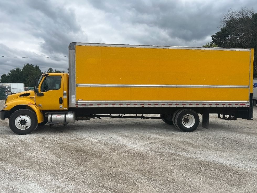 Medium Duty Box Truck-Light and Medium Duty Trucks-International-2021-MV607-Moberly-MO-242,183\n\t\tmiles-$ 34,750 - Image 4