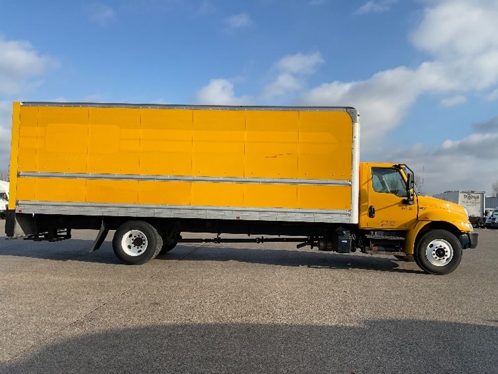 Medium Duty Box Truck-Light and Medium Duty Trucks-International-2021-MV607-Moberly-MO-250,138\n\t\tmiles-$ 33,000 - Image 15