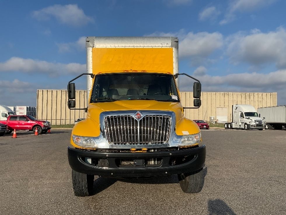 Medium Duty Box Truck-Light and Medium Duty Trucks-International-2021-MV607-Moberly-MO-250,138\n\t\tmiles-$ 33,000 - Image 2