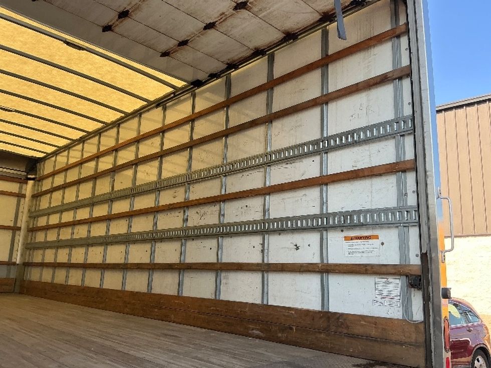 Medium Duty Box Truck-Light and Medium Duty Trucks-International-2021-MV607-Monroe-OH-193,768\n\t\tmiles-$ 53,250 - Image 12