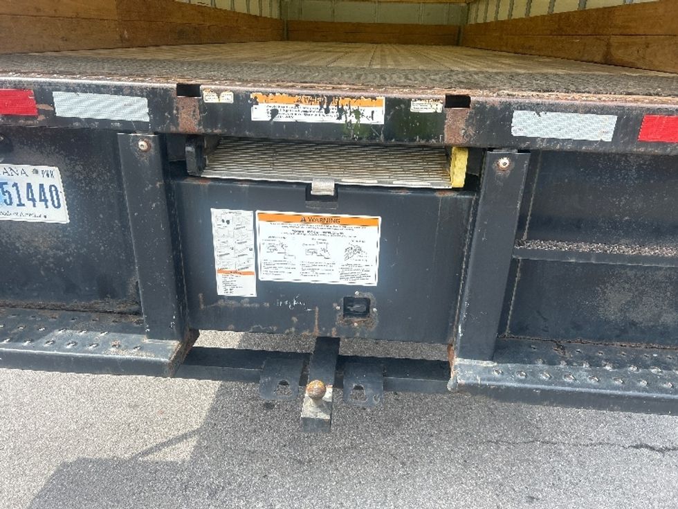 Medium Duty Box Truck-Light and Medium Duty Trucks-International-2021-MV607-Monroe-OH-204,861\n\t\tmiles-$ 35,500 - Image 9