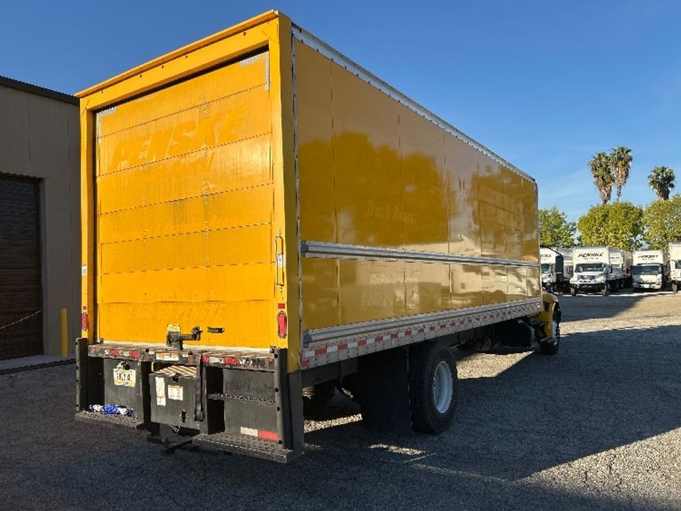 Medium Duty Box Truck-Light and Medium Duty Trucks-International-2021-MV607-Montebello-CA-231,419\n\t\tmiles-$ 37,250 - Image 12