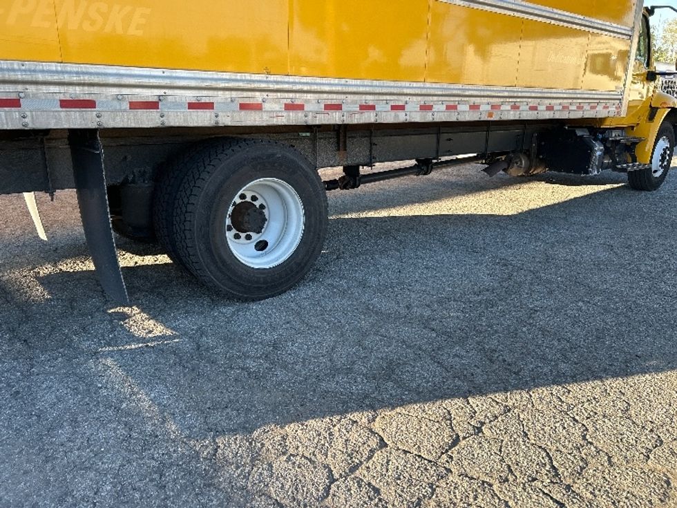 Medium Duty Box Truck-Light and Medium Duty Trucks-International-2021-MV607-Montebello-CA-231,419\n\t\tmiles-$ 37,250 - Image 13