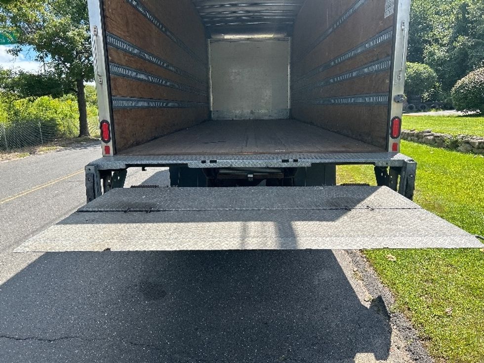 Medium Duty Box Truck-Light and Medium Duty Trucks-International-2021-MV607-Montgomery-NY-183,482\n\t\tmiles-$ 57,500 - Image 10