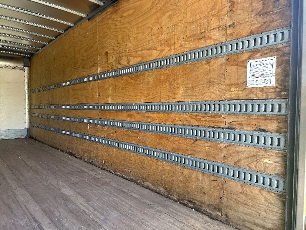 Medium Duty Box Truck-Light and Medium Duty Trucks-International-2021-MV607-Montgomery-NY-183,482\n\t\tmiles-$ 57,500 - Image 12
