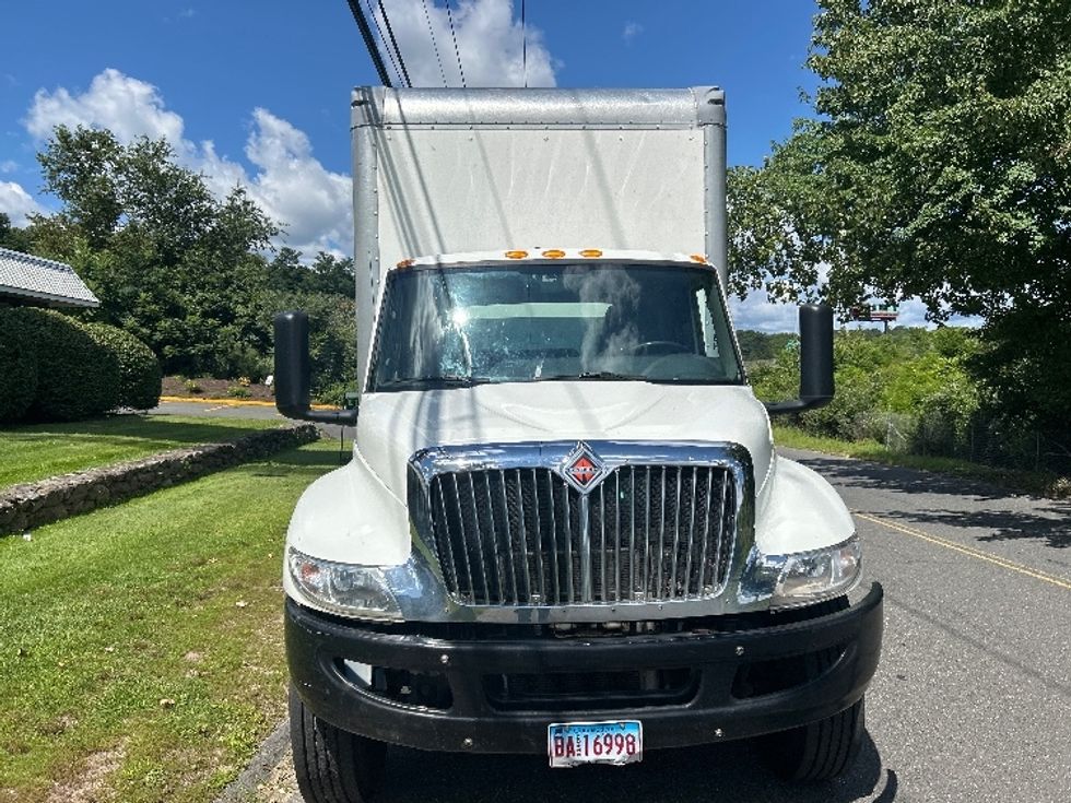 Medium Duty Box Truck-Light and Medium Duty Trucks-International-2021-MV607-Montgomery-NY-183,482\n\t\tmiles-$ 57,500 - Image 2