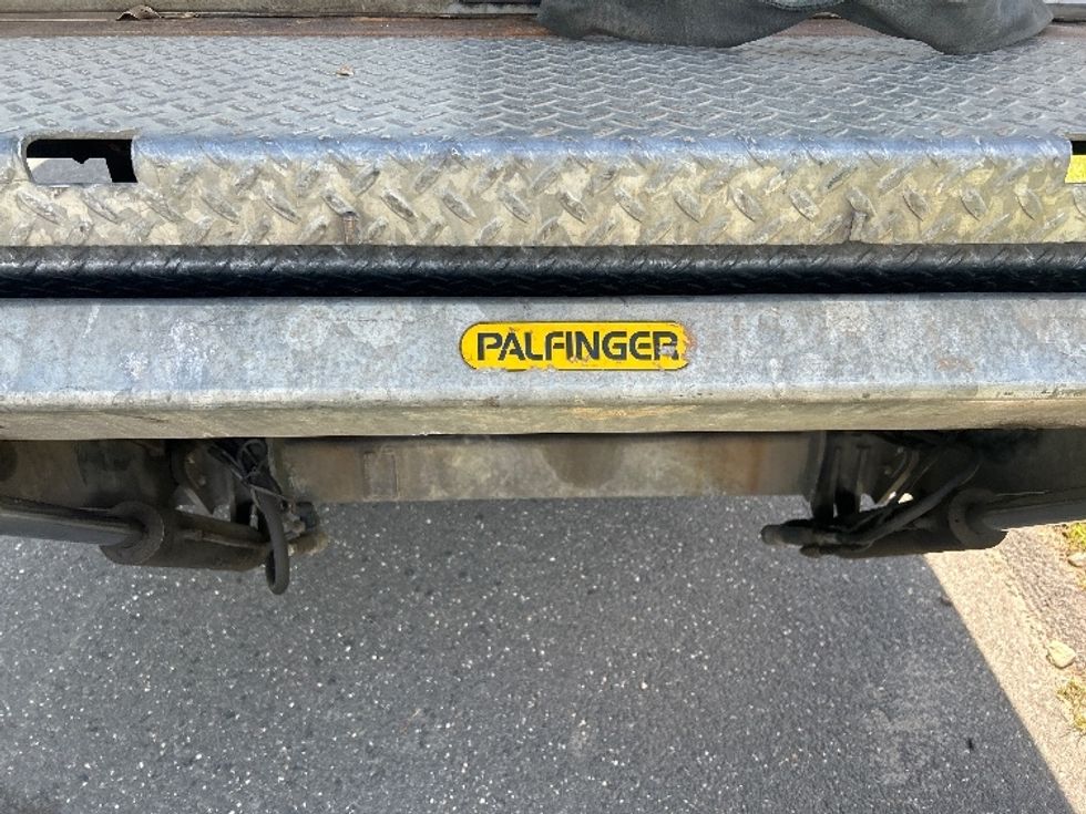 Medium Duty Box Truck-Light and Medium Duty Trucks-International-2021-MV607-Montgomery-NY-183,482\n\t\tmiles-$ 57,500 - Image 23