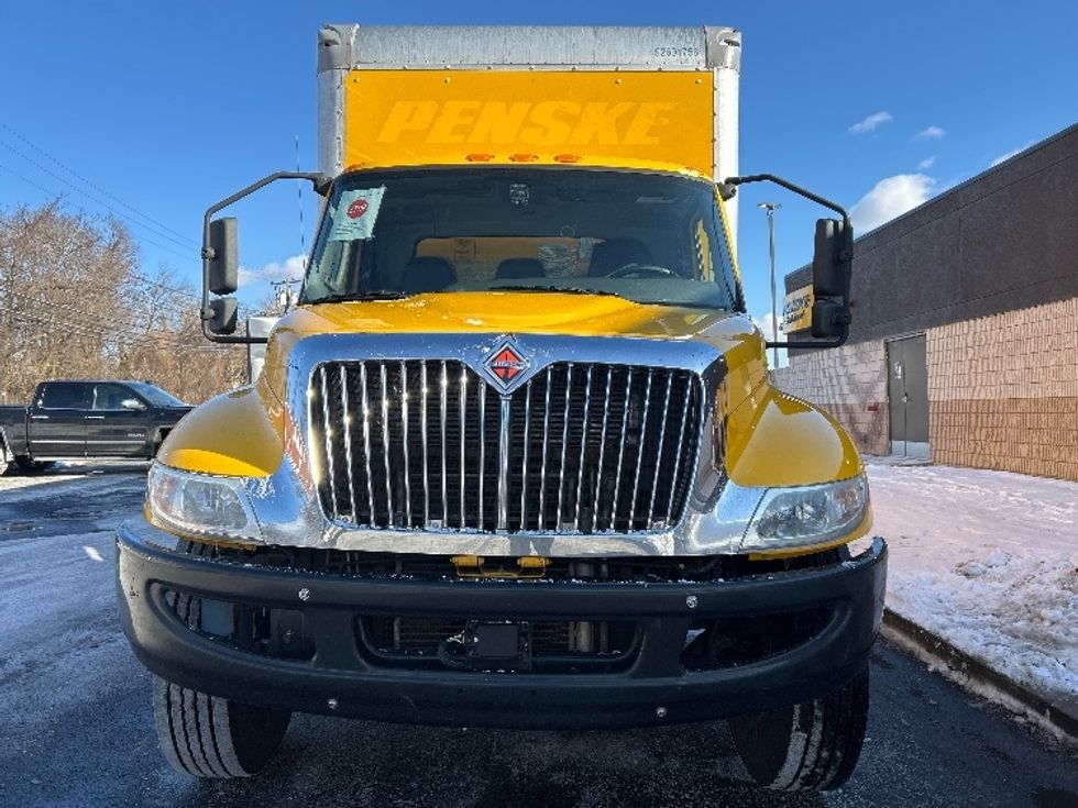 Medium Duty Box Truck-Light and Medium Duty Trucks-International-2021-MV607-Montgomery-NY-186,376\n\t\tmiles-$ 39,250 - Image 2