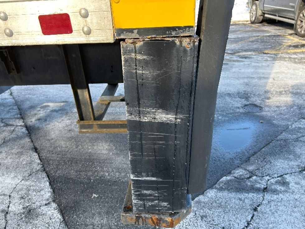 Medium Duty Box Truck-Light and Medium Duty Trucks-International-2021-MV607-Montgomery-NY-186,376\n\t\tmiles-$ 39,250 - Image 27