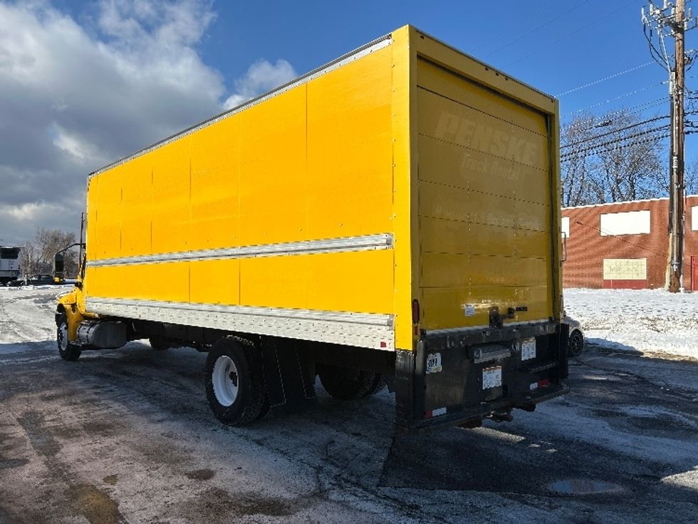 Medium Duty Box Truck-Light and Medium Duty Trucks-International-2021-MV607-Montgomery-NY-186,376\n\t\tmiles-$ 39,250 - Image 6