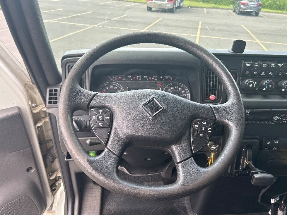 Medium Duty Box Truck-Light and Medium Duty Trucks-International-2021-MV607-Montgomery-NY-212,533\n\t\tmiles-$ 42,750 - Image 18