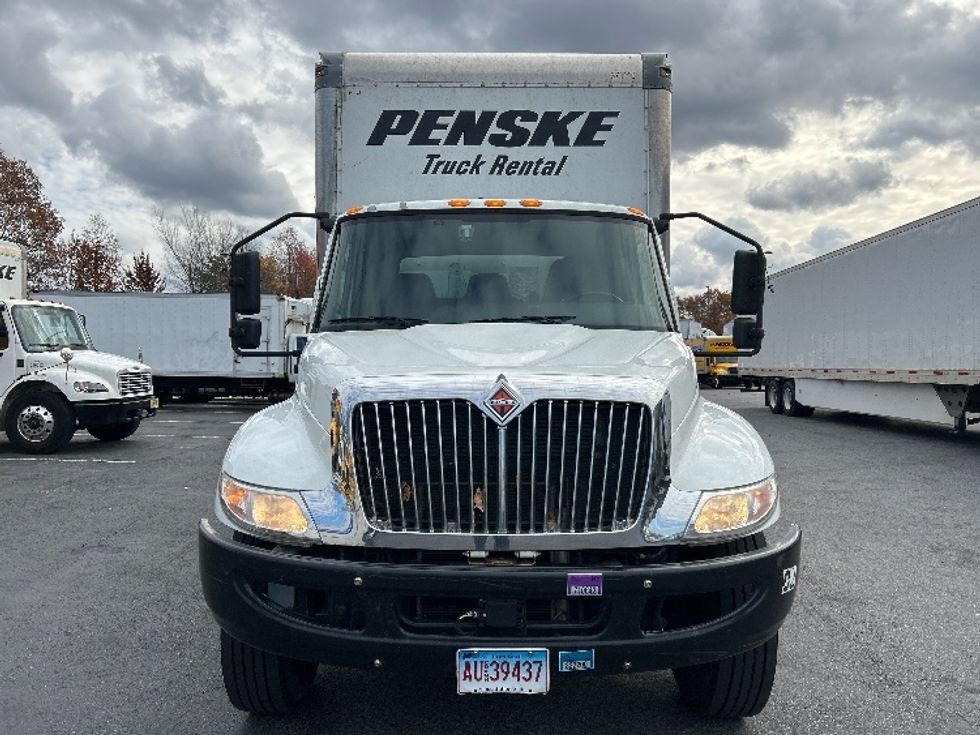 Medium Duty Box Truck-Light and Medium Duty Trucks-International-2021-MV607-Montgomery-NY-266,463\n\t\tmiles-$ 34,750 - Image 2