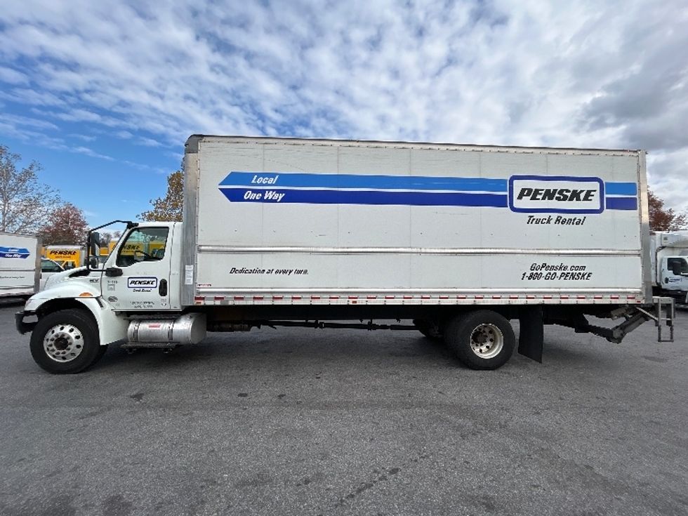 Medium Duty Box Truck-Light and Medium Duty Trucks-International-2021-MV607-Montgomery-NY-266,463\n\t\tmiles-$ 34,750 - Image 4