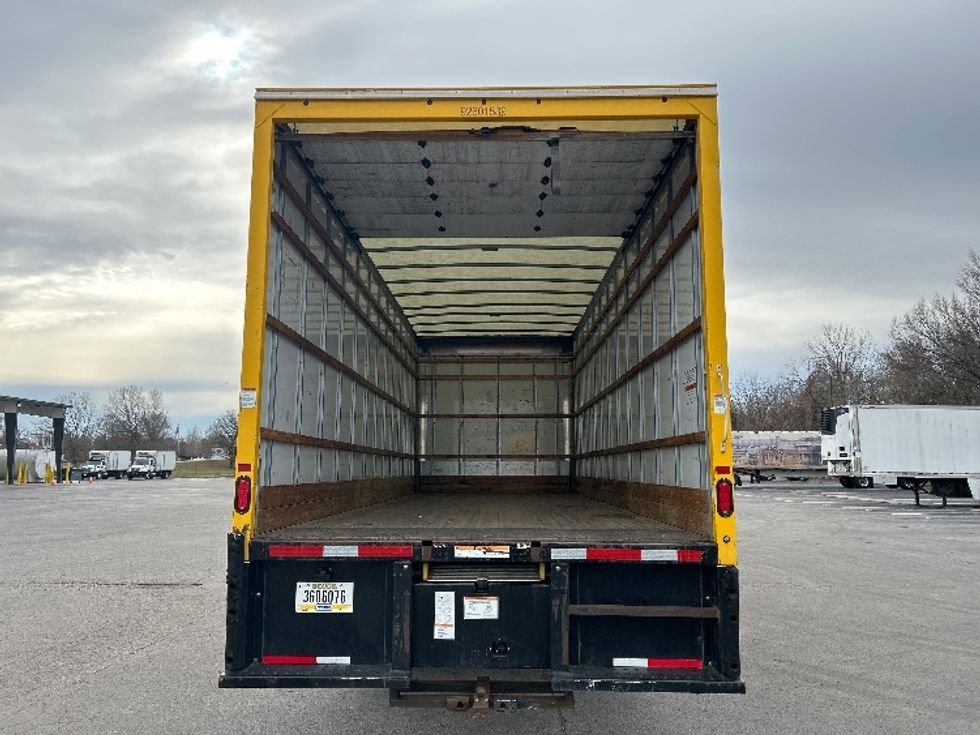Medium Duty Box Truck-Light and Medium Duty Trucks-International-2021-MV607-Murfreesboro-TN-203,597\n\t\tmiles-$ 44,500 - Image 8